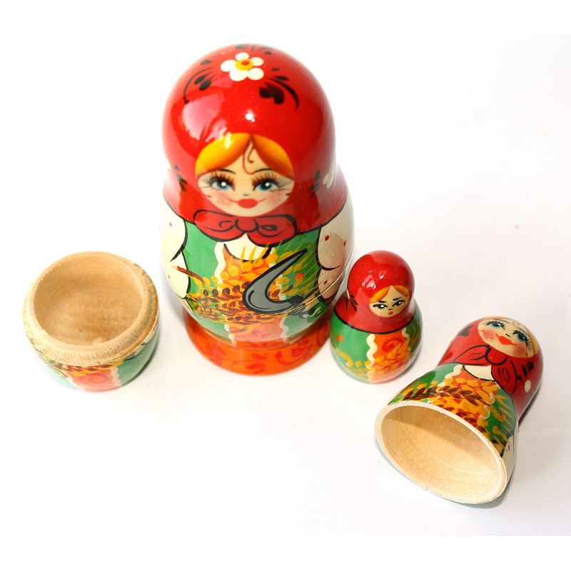 Vyatka Matryoshka - Farm girl