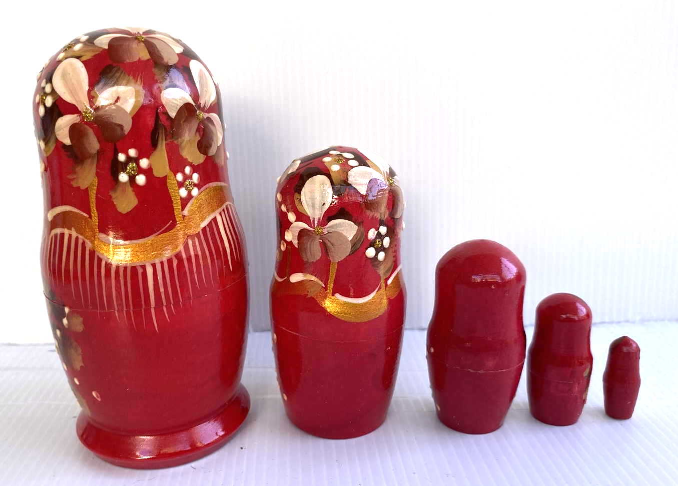 Artists Matryoshka Khokloma style red (5 Nested)