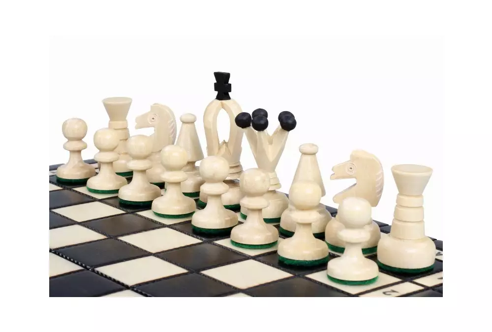 Handmade Wooden Chess Set – Small king's