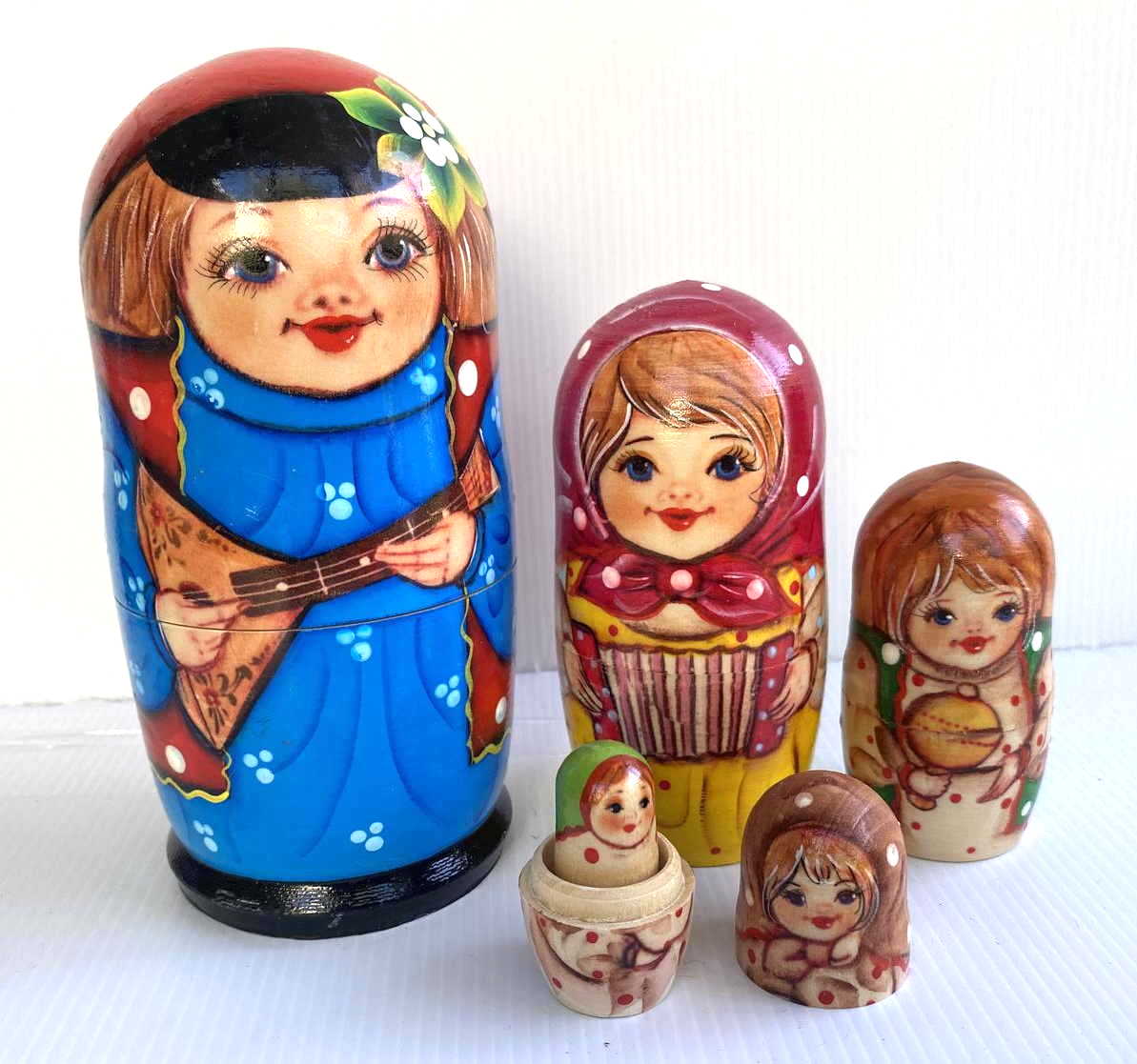 Artists Matryoshka Boy with Balalaika (5 nested set)