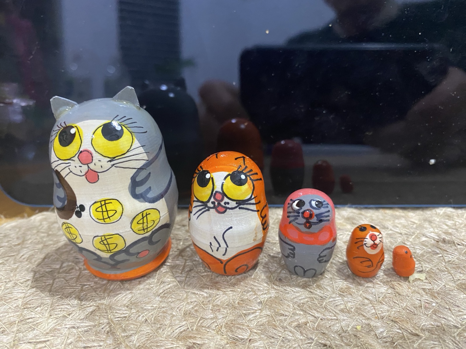 Miniature Comic Cat with Pipe Nesting Dolls – 5 Nested Set