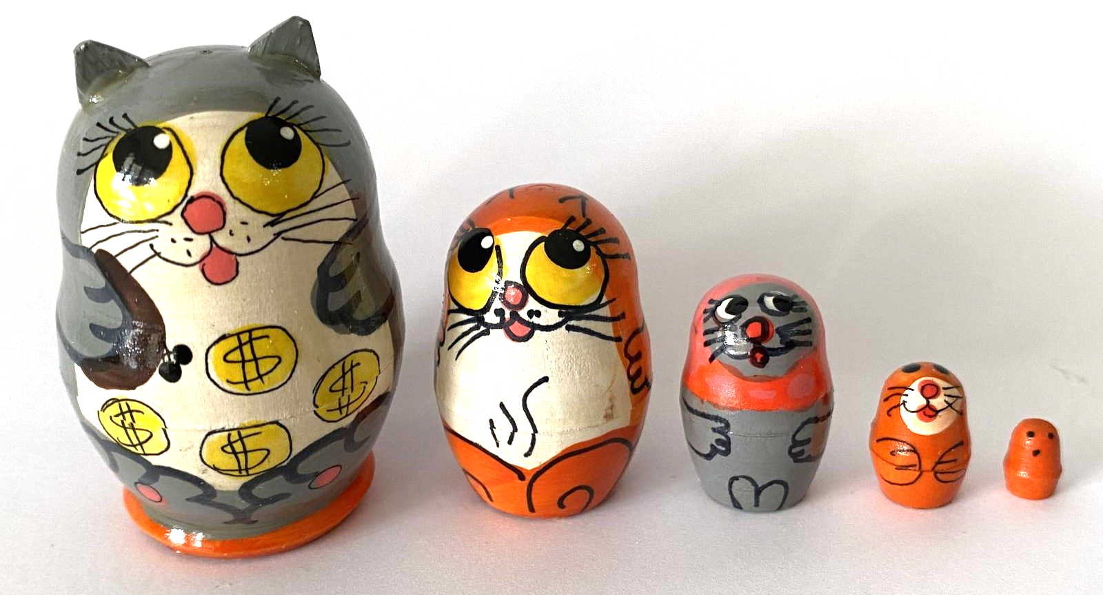 Miniature Comic Cat with Pipe Nesting Dolls – 5 Nested Set - 55mm