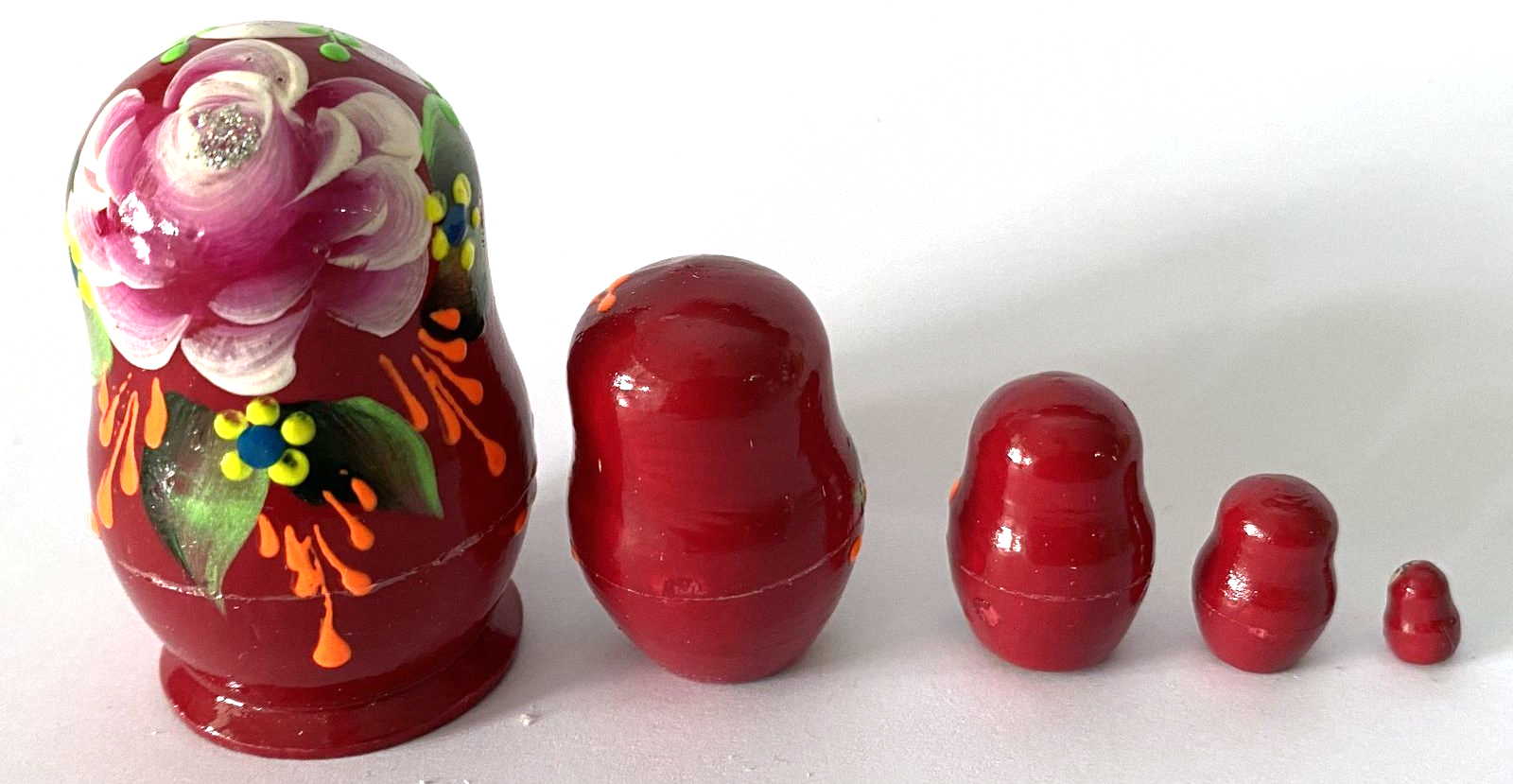 Miniature Red Rose & Glitter Nesting Dolls – 5 Nested Set - 55mm