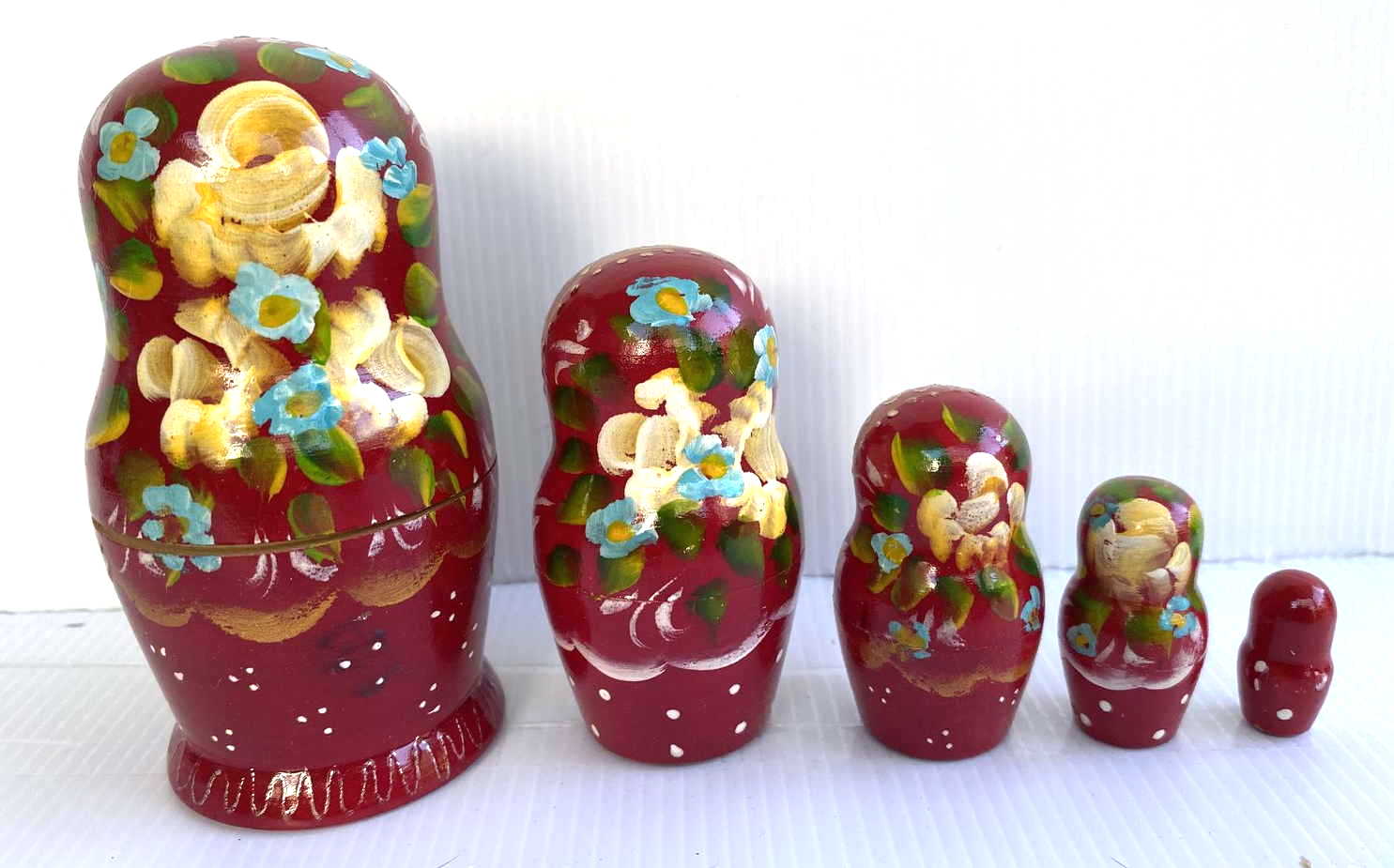 Artists Matryoshka crimson with flowers (5 Nested set)