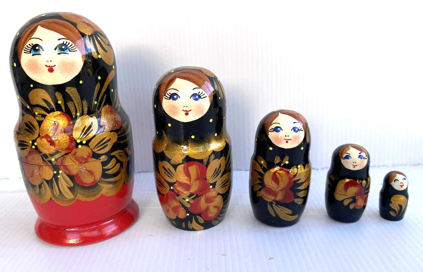 Artists Matryoshka Khokloma style black with red base (5 Nested)