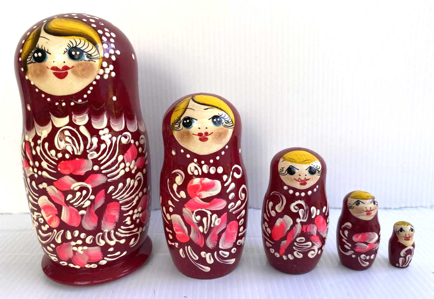 196766 Artists Matryoshka Purple Patterns (5 Nested)