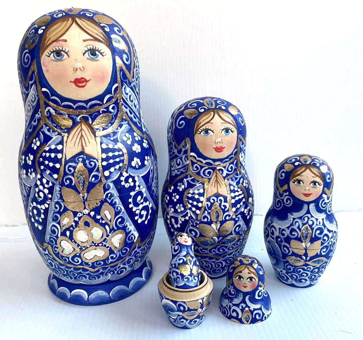 Morozova Blue & Gold Floral Nesting Dolls - 5 Nested Set